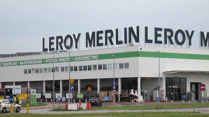 Строительный супермаркет Леруа Мерлен в Белостоке